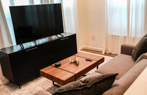 All You Need | Med Center Studio | Gated Parking! - Foto 1