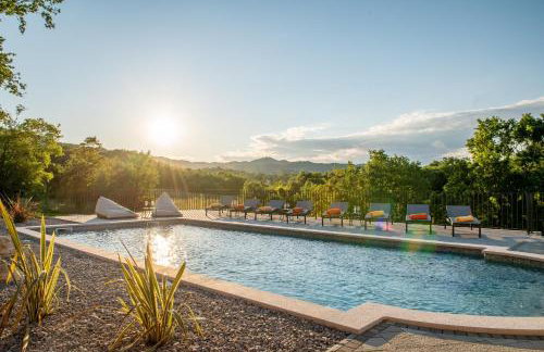 Luxury Villa Santa Cruz with XL pool and Jacuzzi - Photo 6