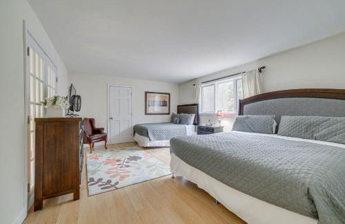 Peaceful Cavendish Retreat with Hot Tub and Fireplace! - Foto 17