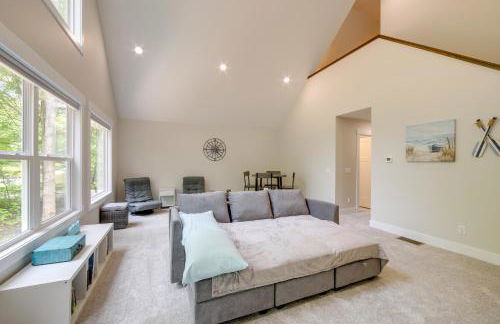 Holland Home with Fire Pit Walk to Lake Michigan! - Photo 25