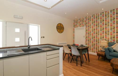 The Fountain Lodge - Photo 10