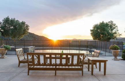 Hilltop Estate w/ Pool, Hot Tub, Fire Pit, Views Cleveland Vista by Avantstay - Foto 129