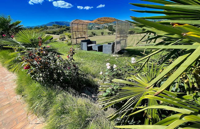 Spoleto Poolside - apt Sleeps 4 on Beautiful Campus - 1 km max Spoleto Central - Photo 52