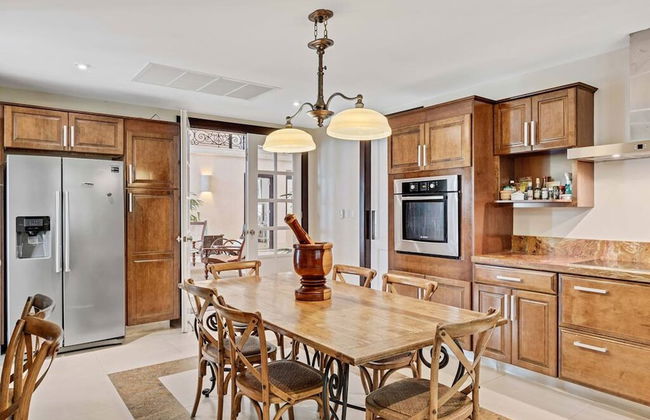 Sophisticated Villas With Private Pools and Staff - Foto 18