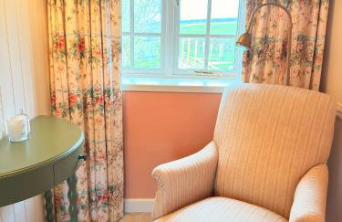 Moorleigh House Entire Property Sleeps 10 - Foto 46