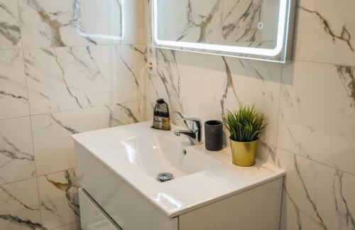 New! Cozy Barcelona city center with Balcony - Foto 34