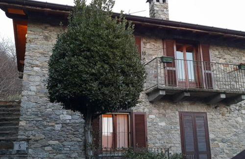 House with stunning view over Lake Como - Photo 19