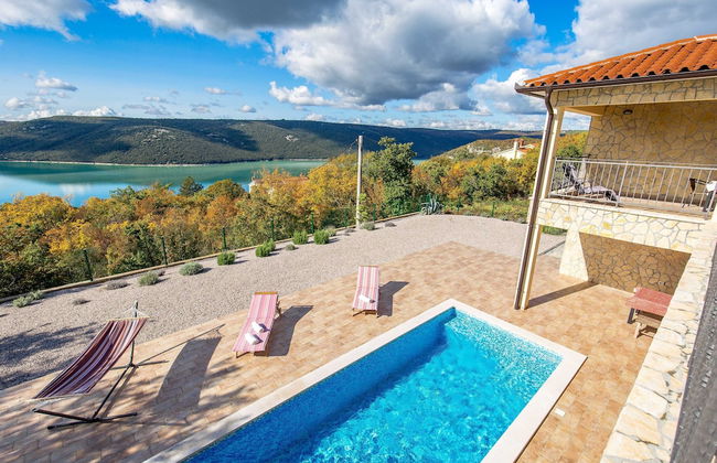 Wonderful Labin Villa With Private Pool and Sea Views - Foto 17