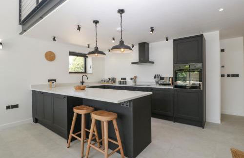 Tilia Barn - Photo 14