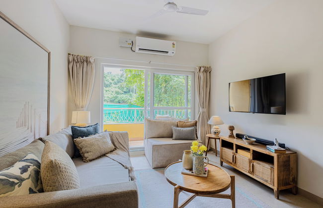 Alaya Stays Veera Marina 1BHK with Pool - Foto 27