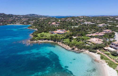 [Terrace on Porto Cervo] Swimming pool & private beach - Foto 38