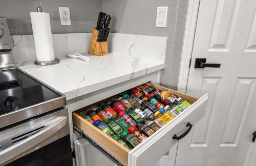 Modern & Comfortable with Luxury Master Suite - Foto 17