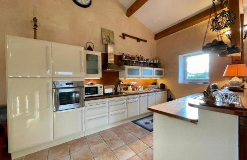 Gîte familial avec terrasse panoramique et cheminée, idéal pour randonnées près de Retournac - FR-1-582-355 - Foto 20