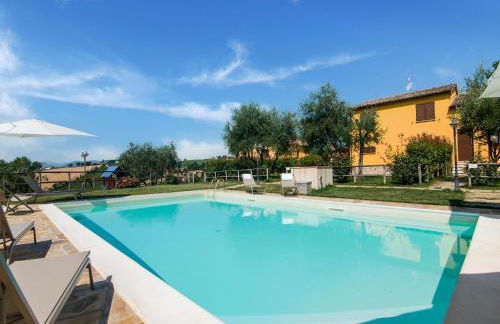 Villa in Ostra Vetere With Pool and Jacuzzis - Foto 3