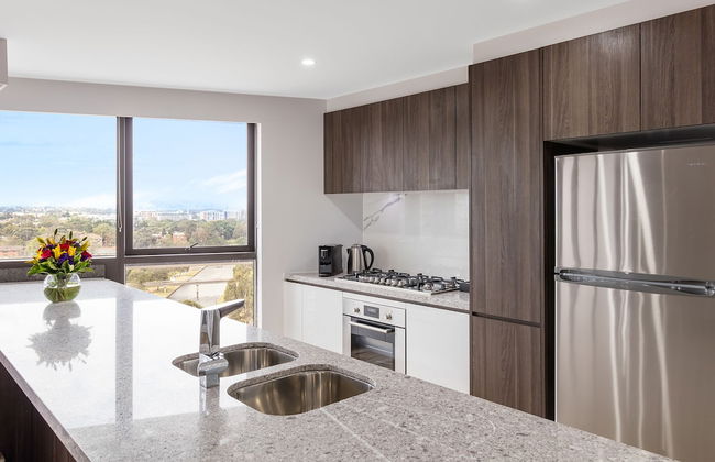 Meriton Suites Church Street, Parramatta - Photo 21