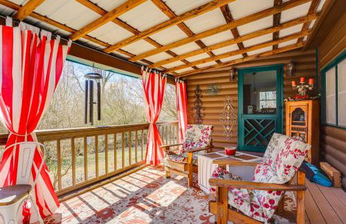 Large Deck: Luxe 6-Acre Retreat in Dahlonega! - Photo 1