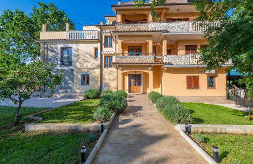 Villa Tupljak, luxury and comfort in a hidden summer hideout - Photo 14