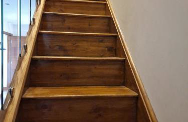 Self-catering extended family home - Photo 12