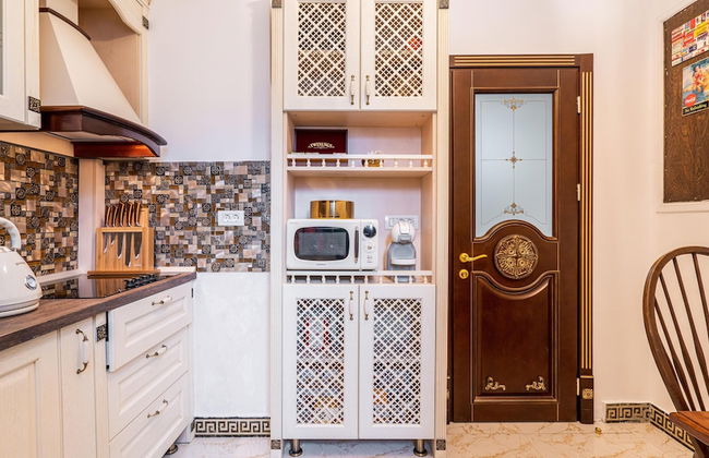 Ussr City Center Luxurious Apartment , Lives the Life of Soviet Generals - Foto 25