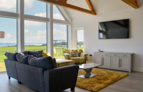 Dinduff Lodge - Photo 2