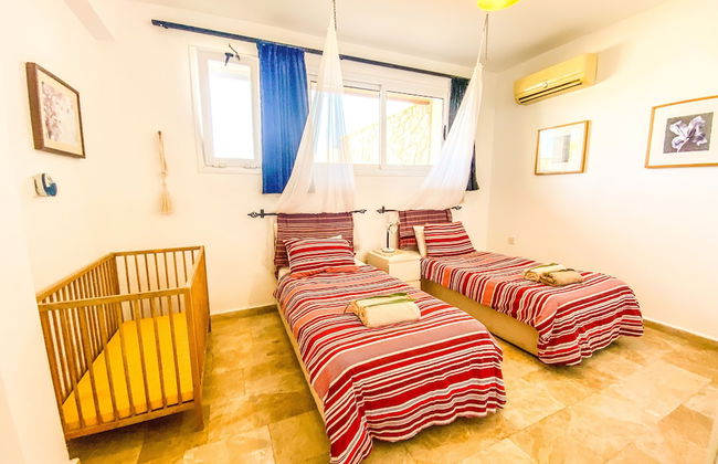 Ocean View Family Villa, Sleeps 2-10, Private Pool, Wifi, Internet Tv & Acs - Photo 12