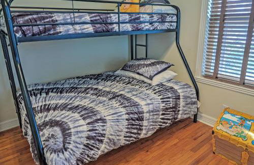 Quaint Austin Home with Yard about 5 Mi to Downtown! - Photo 20