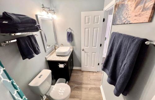 Luxury Townhome Jacksonville, NC - Foto 55