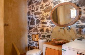 Το Καμίνι, πέτρινη κατοικία πάνω στη θάλασσα The Kiln House Kamini, Retreat on the beach - Photo 11