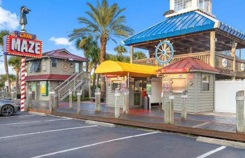 Escape to Sand Dollar Holler: Coastal Retreat, 3 Beds, 2.5 Baths, Sleeps 10! - Foto 38