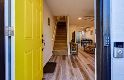 Retreat near UO, Autzen Stadium, Amazon Park (# 1) - Foto 1