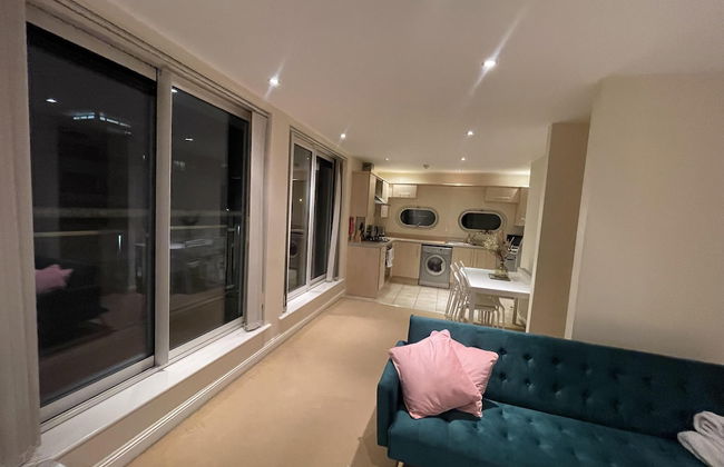 Free Parking Near City Centre & Stadium Sleeps 6-8 - Foto 13