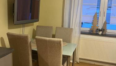 Ferienwohnung Nähe Autobahn Ruhige Lage für Familien & Monteure - Foto 2