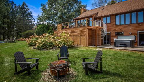 Relaxing Catskill Escape- Mountain Views - Hot Tub - Fire Pit - Heated Pool - Foto 3, Garden