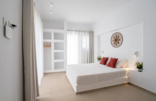 Deluxe Maisonette With Private Jacuzzi - Photo 78