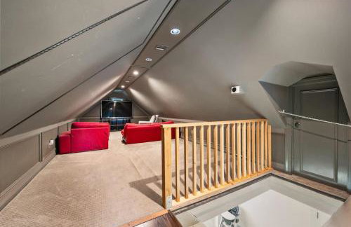 Villa Luz- Cozy Family Home with Jacuzzi year-round & heated pool in summer - Foto 25