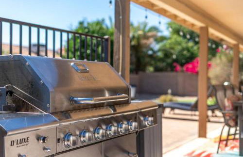 Luxury Scottsdale Retreat Heated Pool and Mini Golf - Foto 49