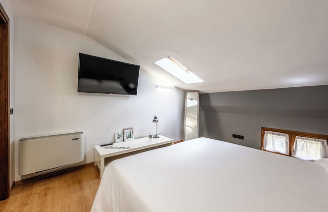 Emilia Studios 7 - Photo 1