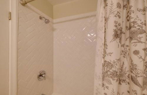 Great for Gatherings! Modern Lanham Duplex - Foto 22