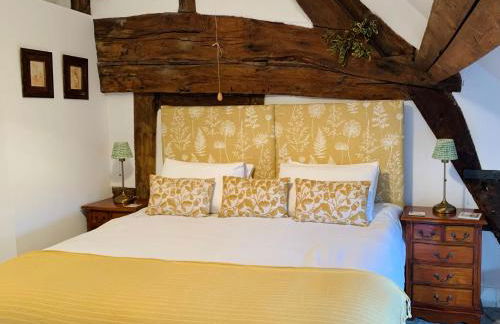 Unique 17c listed Barn in a Shropshire hamlet. - Foto 6