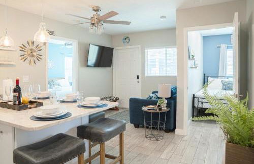 Cozy Coastal Cottage Whole House Sleeps 10 - Foto 50