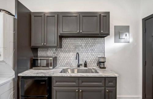 HTX Ultra Studio Suite #3 - Photo 9