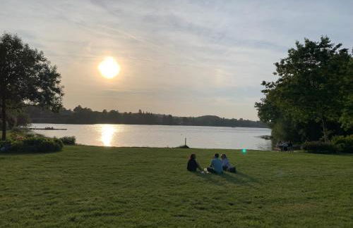 Cottage YVEL au Pied du lac au Duc, son Golf et sa Base Nautique - Foto 20