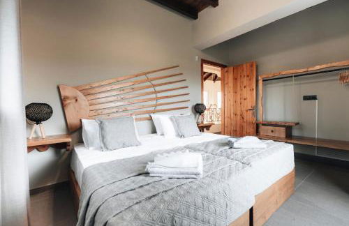 Villa Di Leon - Uniquely Designed Villa with Pool in a Picturesque Village near Famous Porto Limnionas, Offering Exceptional Hospitality By Villa Mana Gers - Photo 44