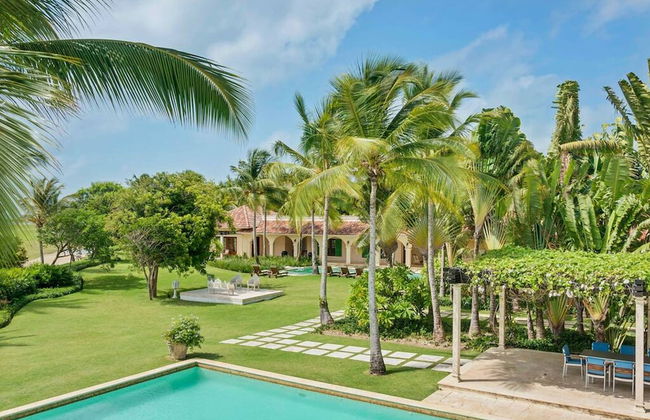 Sophisticated Villas With Private Pools and Staff - Foto 3