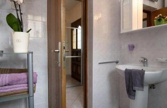 Ika Blue Studio - Photo 10