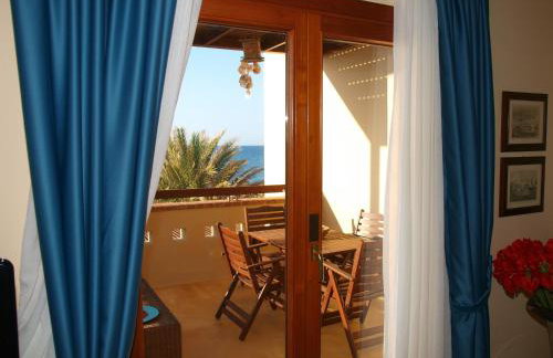 Mylos Hotel Apartments - Photo 46