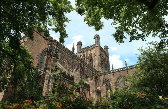 Tour autoguidato di Chester tra leggende e strati - Foto 4