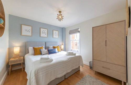 High View, Southwold High Street (2 bed, 2 bath, allocated parking, balcony) - Foto 12