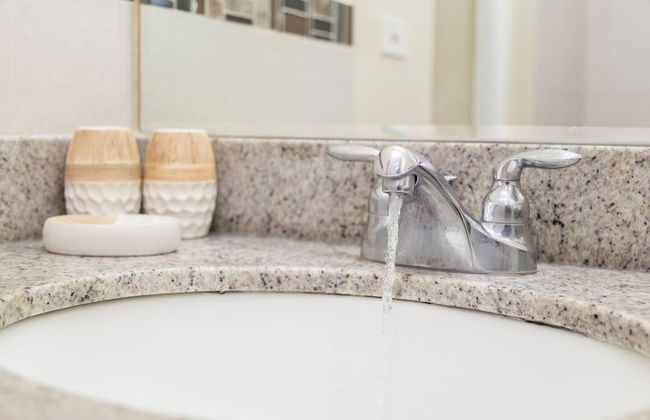 Urbanchic Studio in Kingston - Foto 12