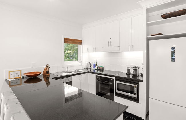 Alamanda Palm Cove by Lancemore - Photo 22